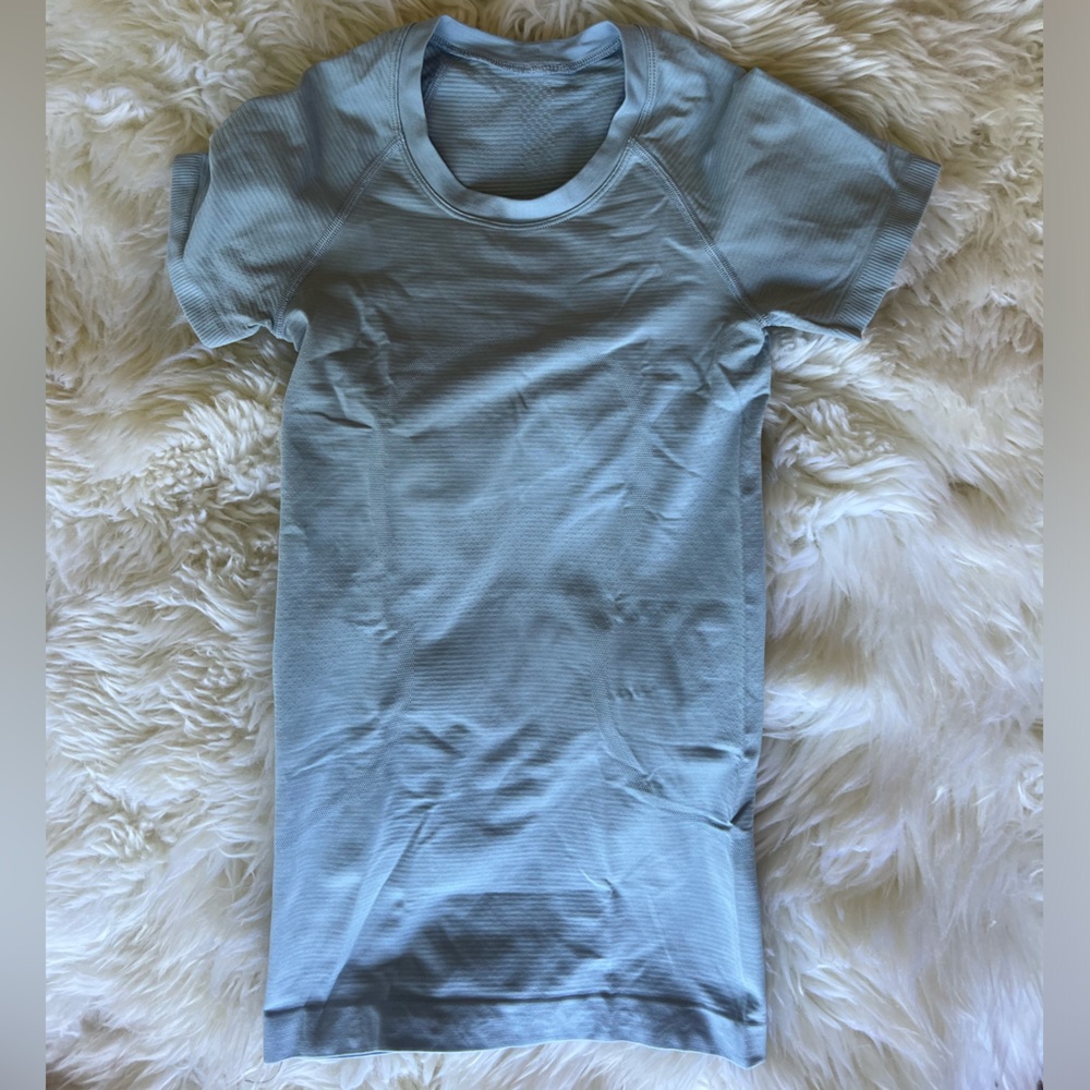 Light blue/baby blue Lululemon top